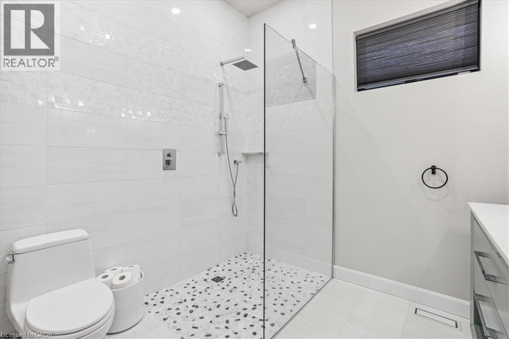 Photo 22 of 114 Reding Road, Ancaster ON