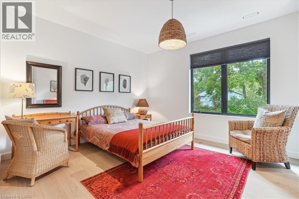 Photo 33 of 114 Reding Road, Ancaster ON