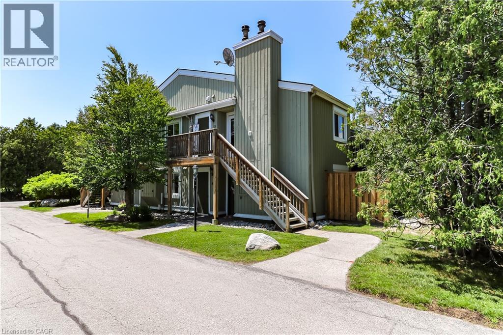 Photo 2 of 15 Dawson Drive Unit 3, Collingwood ON