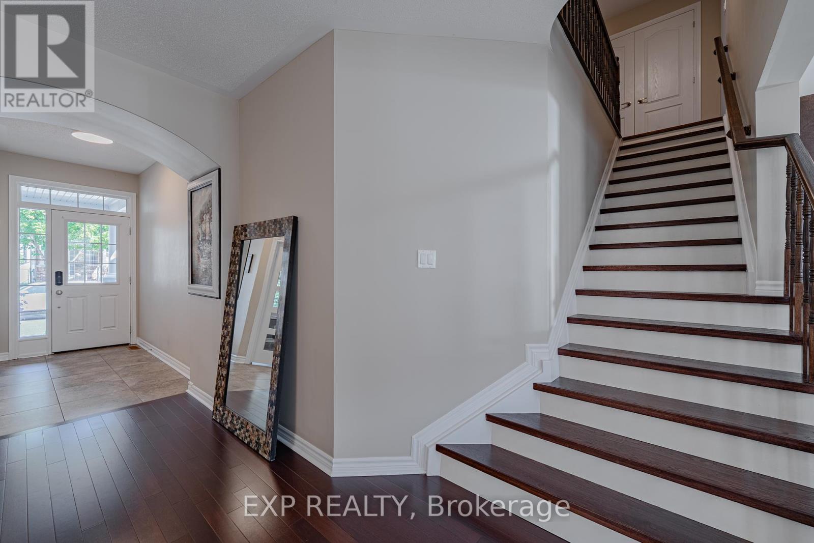 Photo 31 of 3308 Riverset Crescent, Ottawa ON