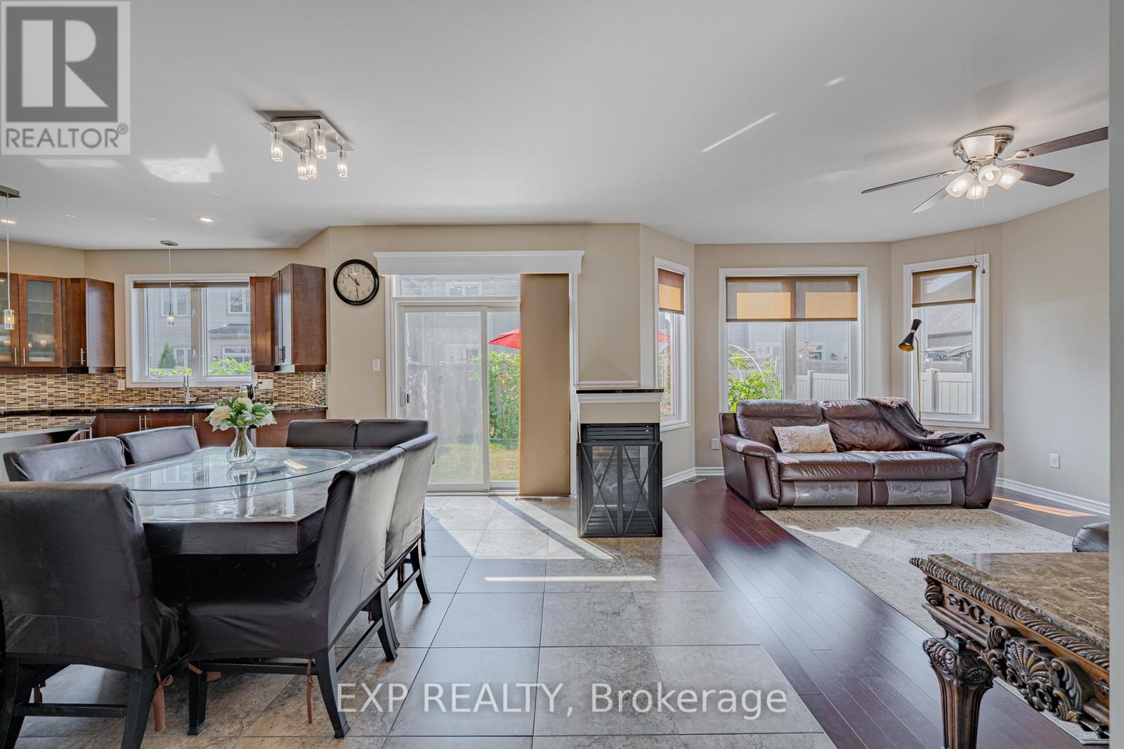 Photo 17 of 3308 Riverset Crescent, Ottawa ON