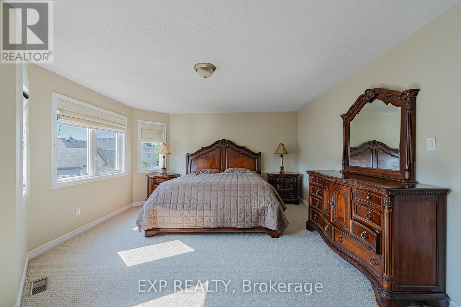 Photo 23 of 3308 Riverset Crescent, Ottawa ON