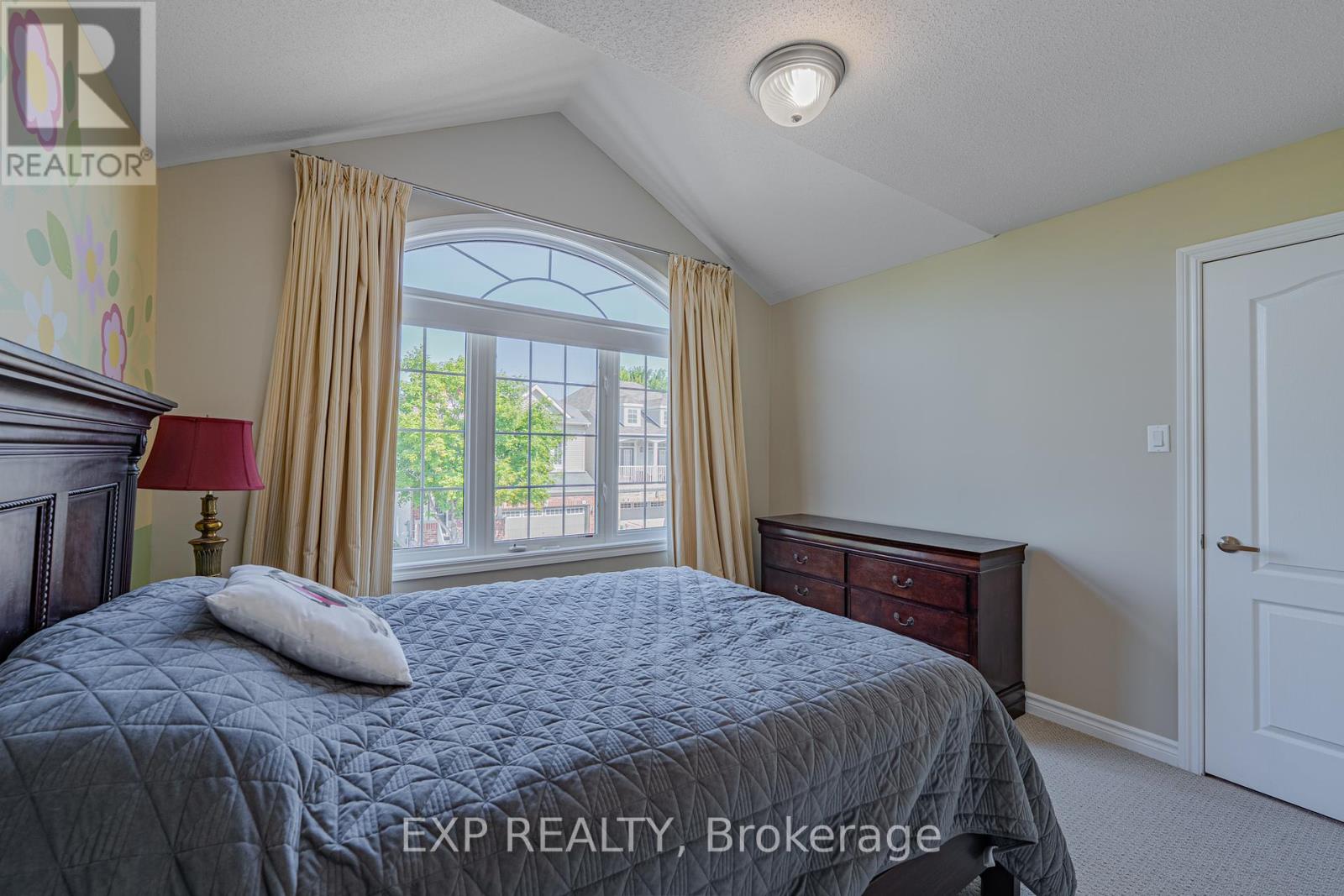 Photo 24 of 3308 Riverset Crescent, Ottawa ON