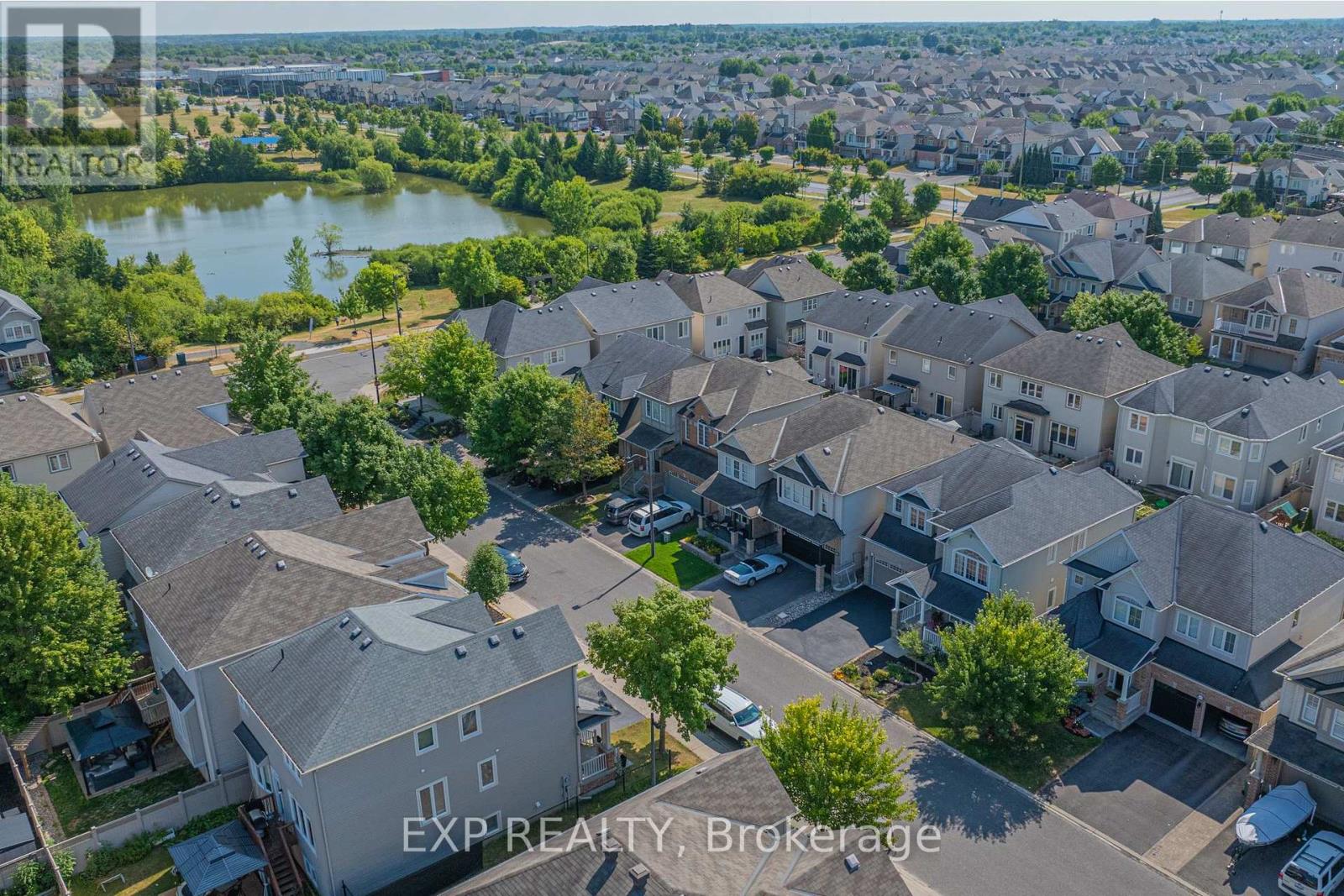 Photo 9 of 3308 Riverset Crescent, Ottawa ON