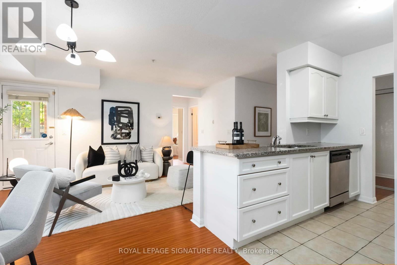 Photo 7 of 121 60 Mendelssohn Street, Toronto ON