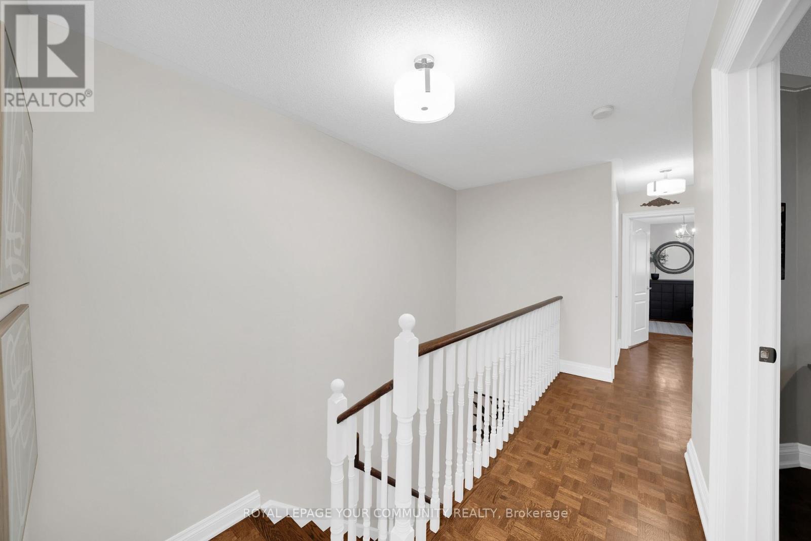 Photo 21 of 57 Deepsprings Crescent, Vaughan ON