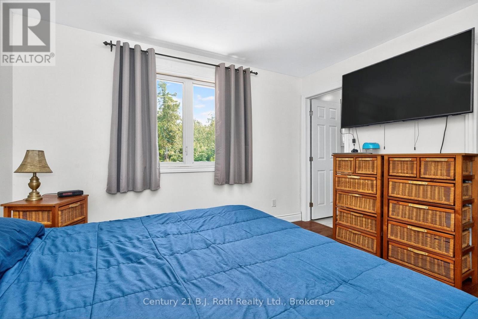 Photo 33 of 161 Forest Harbour Parkway, Tay ON