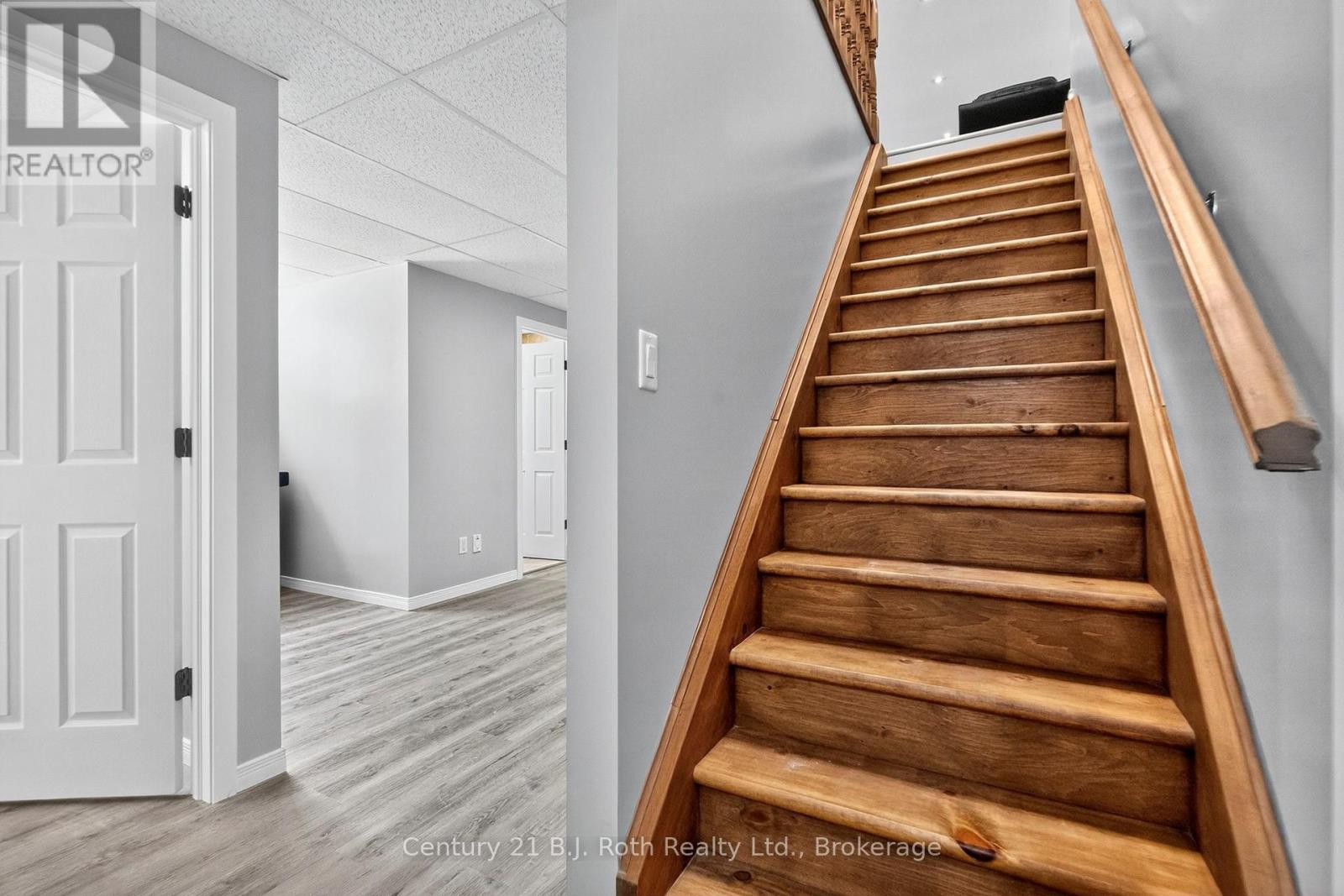 Photo 9 of 161 Forest Harbour Parkway, Tay ON