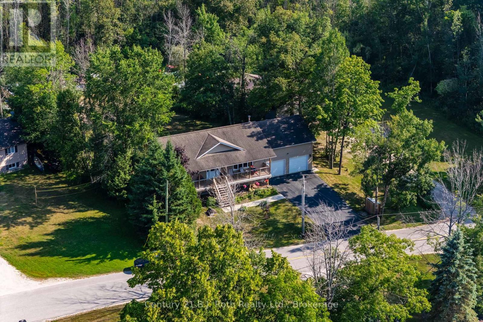 Photo 39 of 161 Forest Harbour Parkway, Tay ON