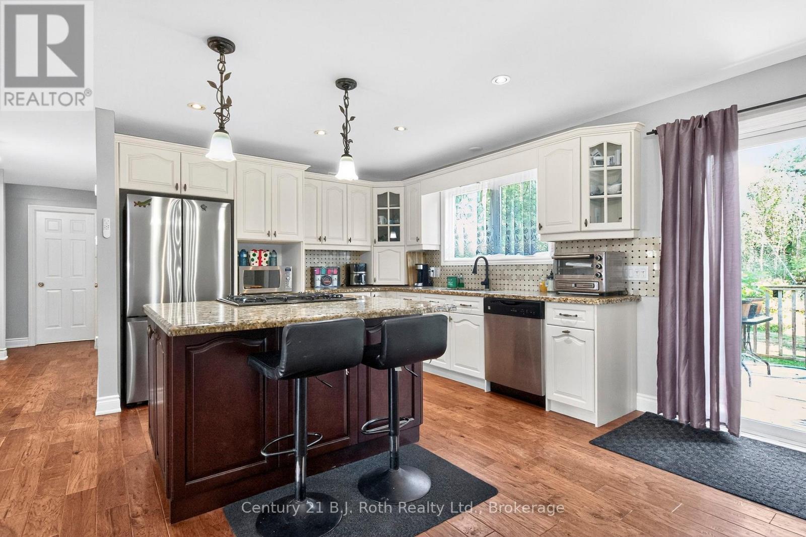 Photo 4 of 161 Forest Harbour Parkway, Tay ON