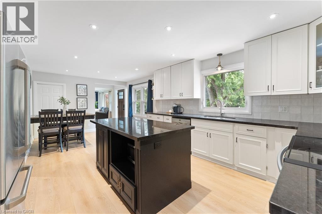 Photo 11 of 136 Mohawk Road, Ancaster ON