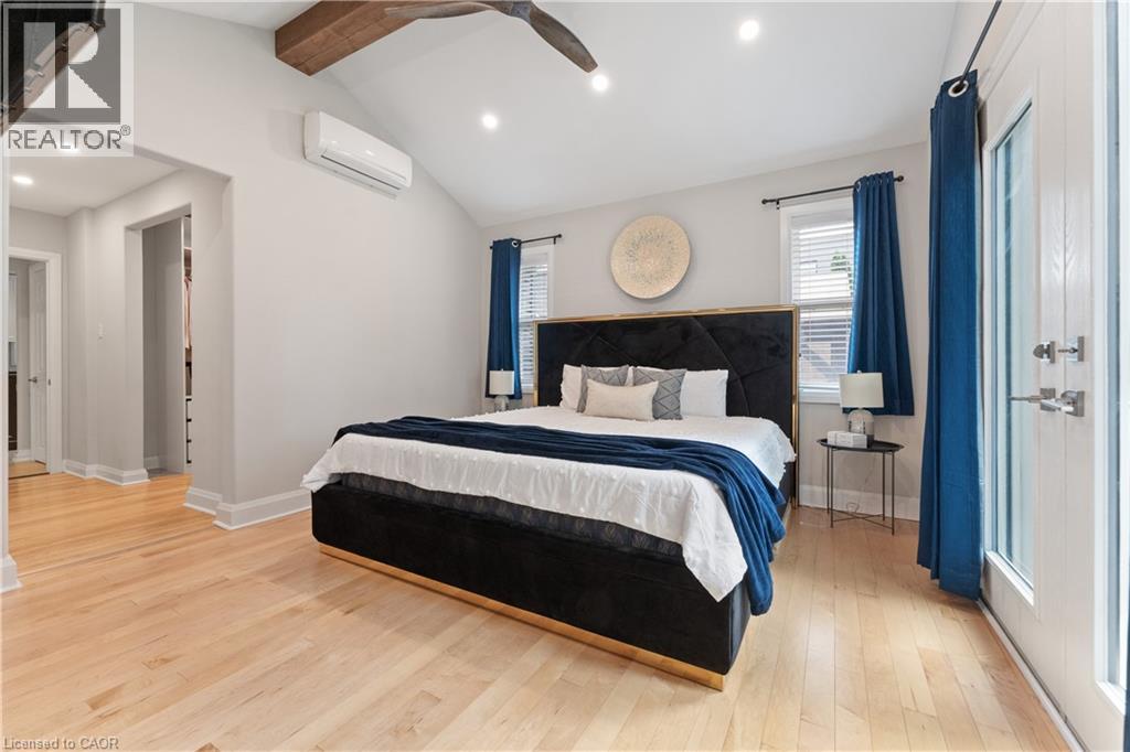 Photo 22 of 136 Mohawk Road, Ancaster ON