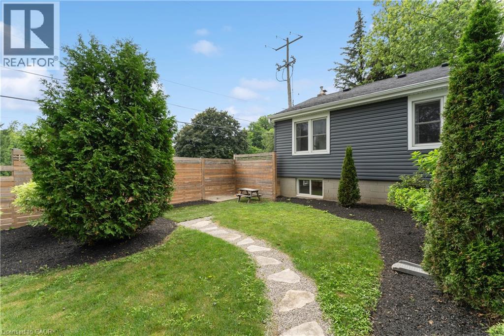 Photo 41 of 136 Mohawk Road, Ancaster ON