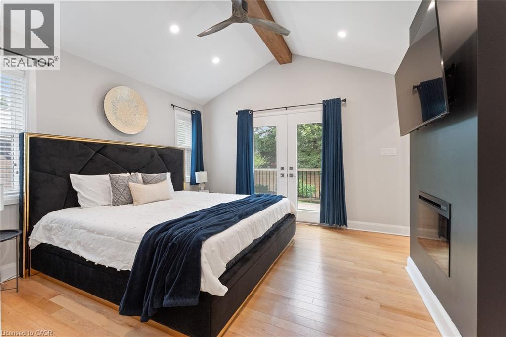 Photo 19 of 136 Mohawk Road, Ancaster ON