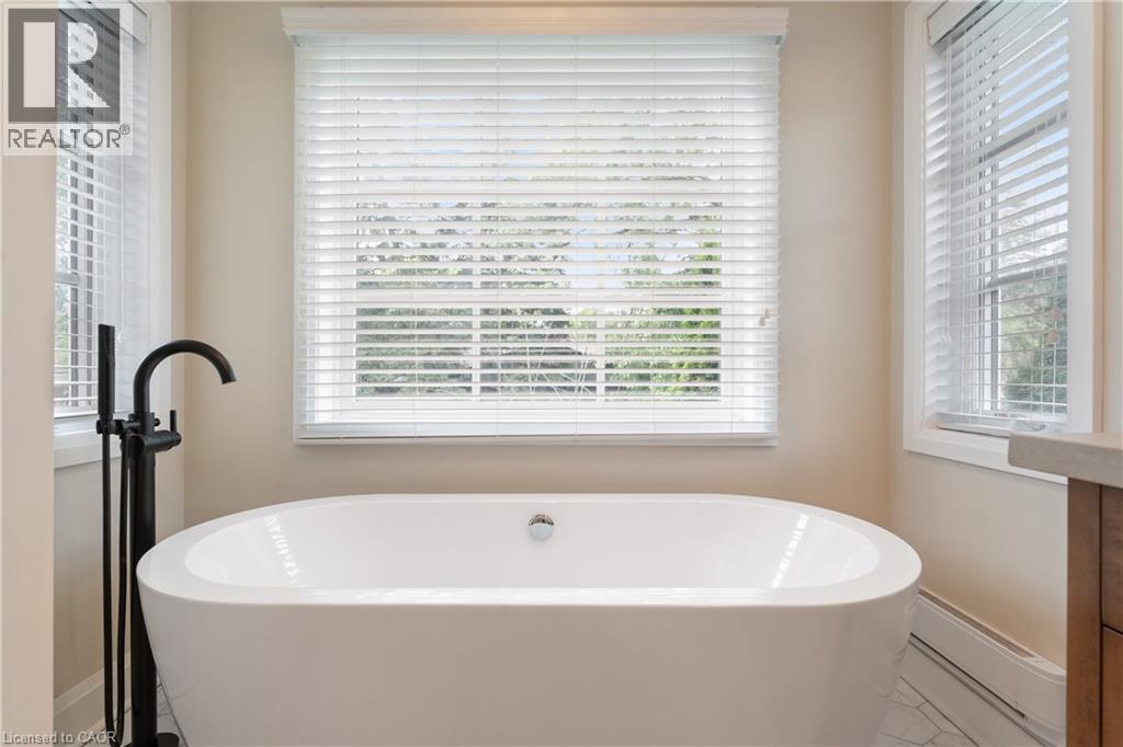 Photo 21 of 136 Mohawk Road, Ancaster ON