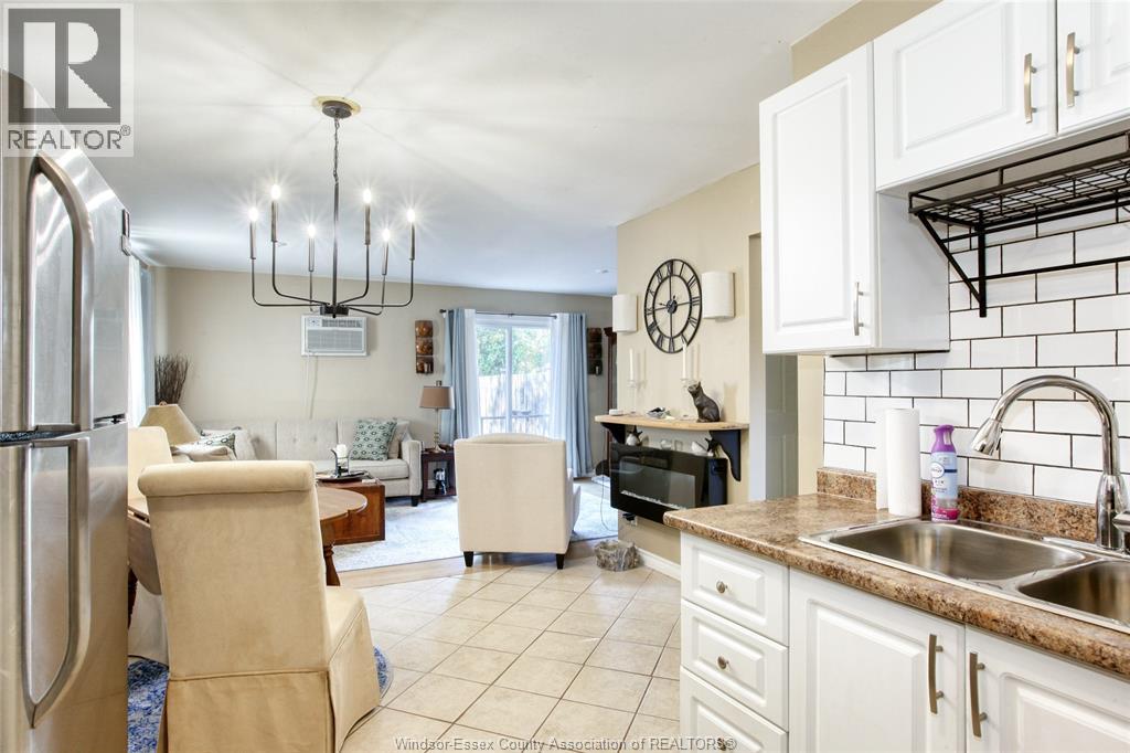 Photo 13 of 9083 Conway Court, Windsor ON