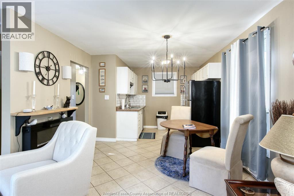 Photo 10 of 9083 Conway Court, Windsor ON