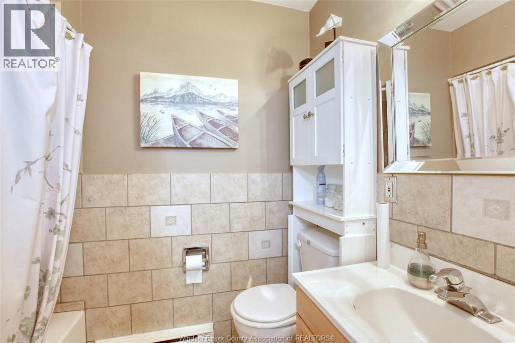 Photo 12 of 9083 Conway Court, Windsor ON