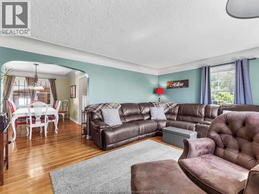 Photo 3 of 343 County Rd 14, Cottam ON
