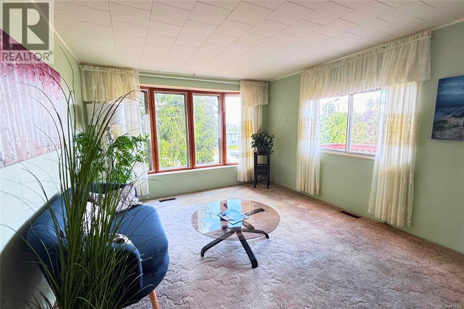 Photo 20 of 990 Riley Rd, Parksville BC