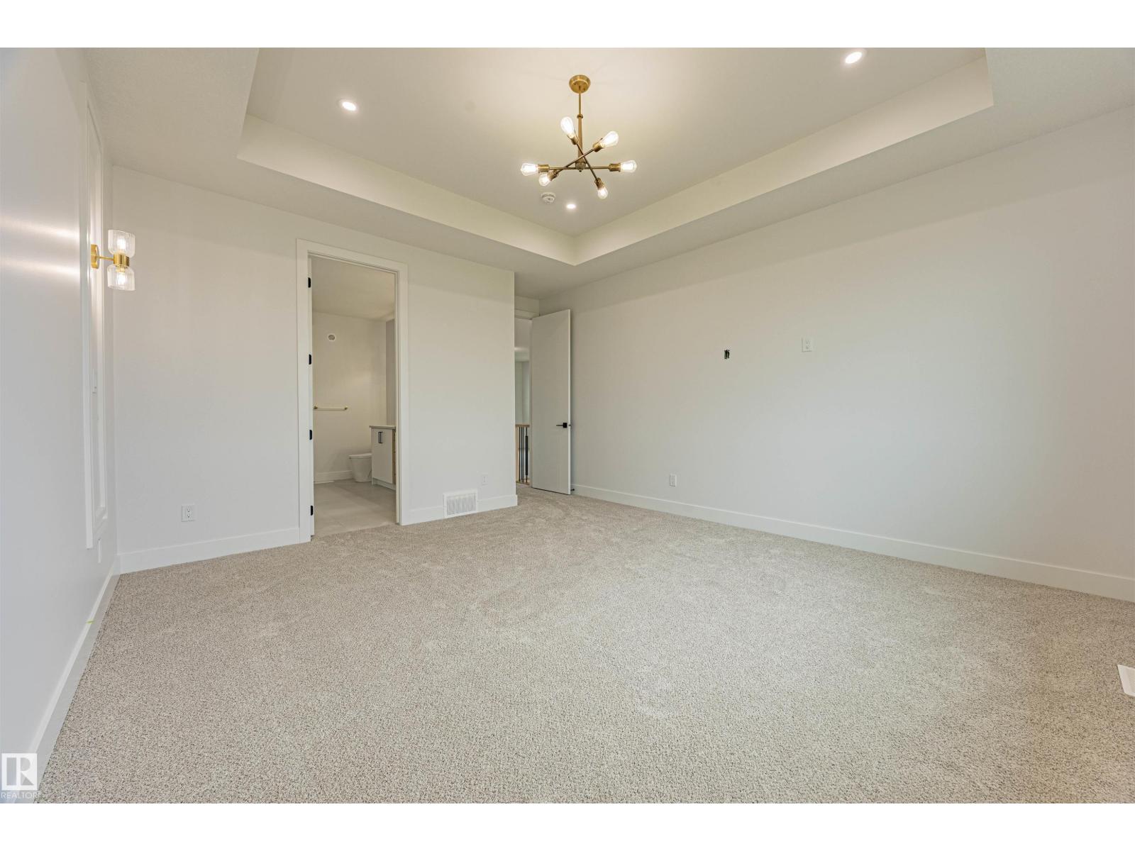 Photo 27 of 25 Birkshire Cr, Sherwood Park AB