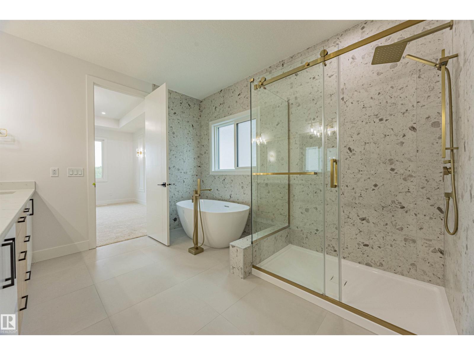 Photo 21 of 25 Birkshire Cr, Sherwood Park AB