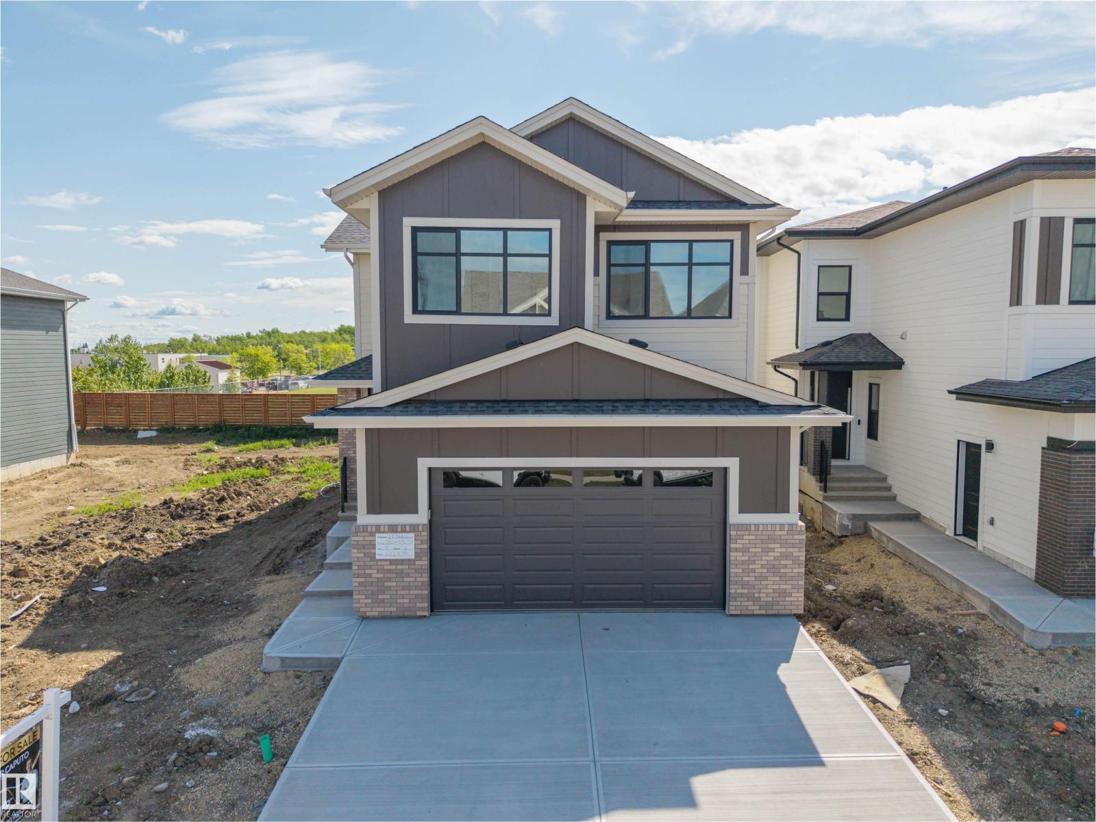 Photo 5 of 25 Birkshire Cr, Sherwood Park AB