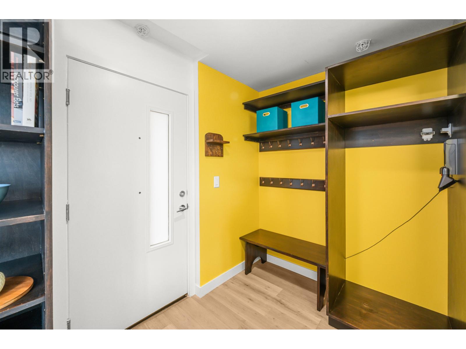 Photo 9 of Th 5 2137 Chesterfield Avenue, North Vancouver BC