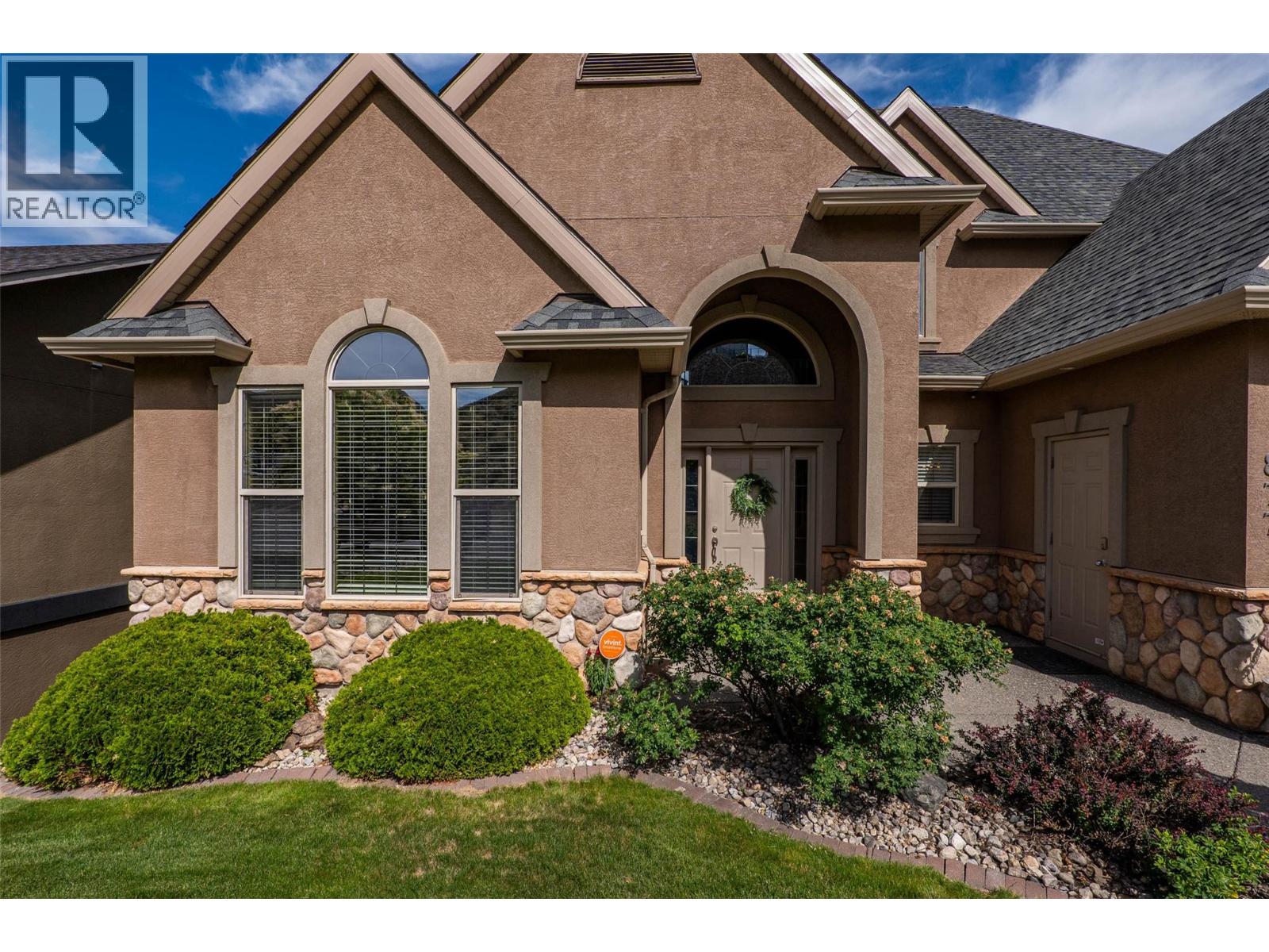 Photo 1 of 877 Quail Drive, Kamloops BC