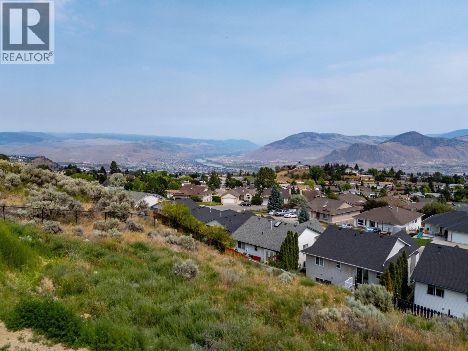 Photo 12 of 2412 Talbot Place, Kamloops BC