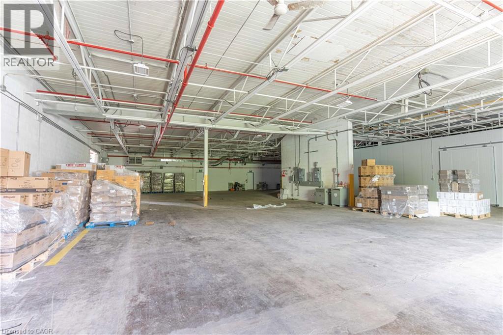 Photo 11 of 395 Franklin Boulevard Unit B, Cambridge ON