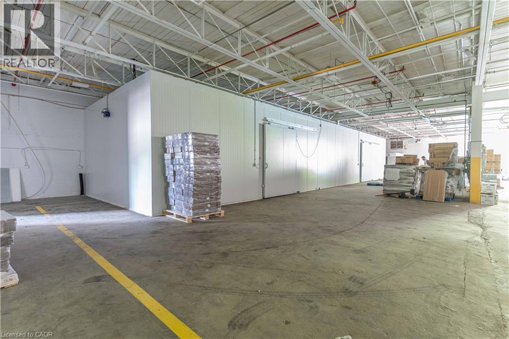 Photo 20 of 395 Franklin Boulevard Unit B, Cambridge ON