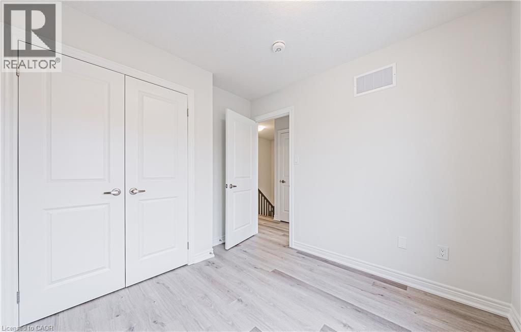 Photo 37 of 55 Dryden Lane Lane, Hamilton ON
