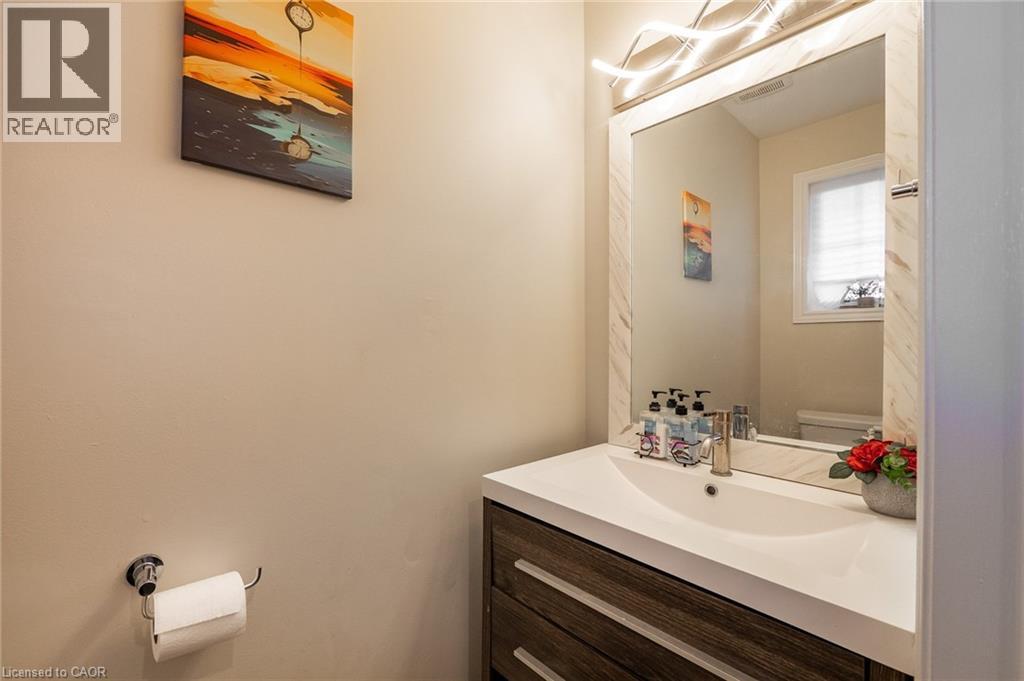 Photo 14 of 19 Earl Grey Street, Brampton ON