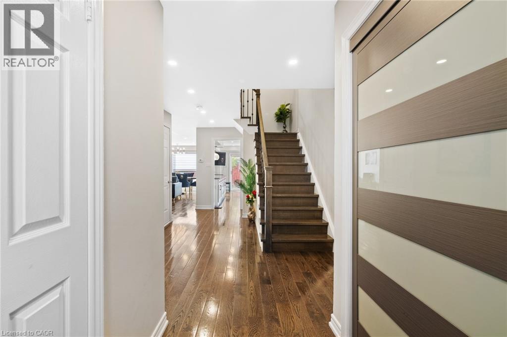 Photo 31 of 19 Earl Grey Street, Brampton ON