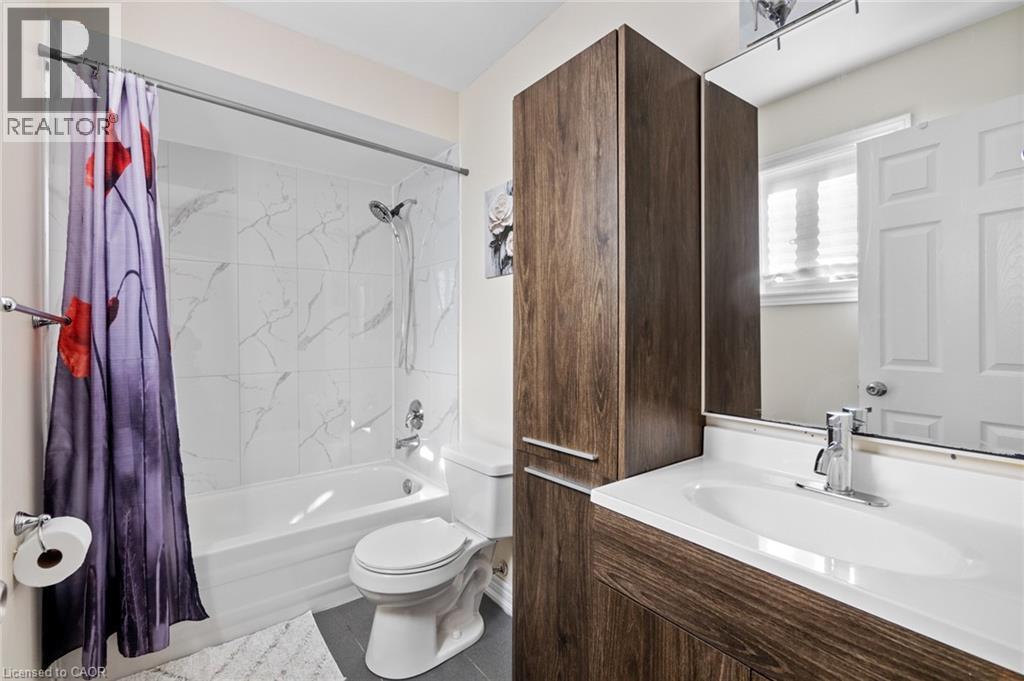 Photo 10 of 19 Earl Grey Street, Brampton ON