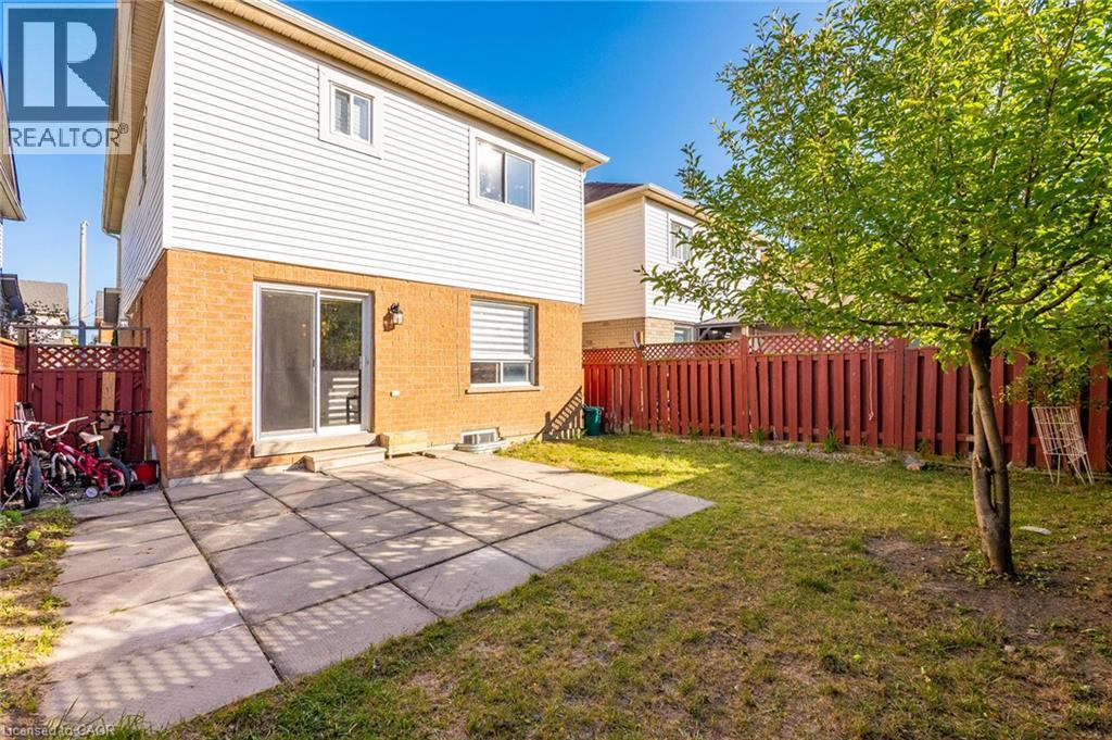 Photo 16 of 19 Earl Grey Street, Brampton ON