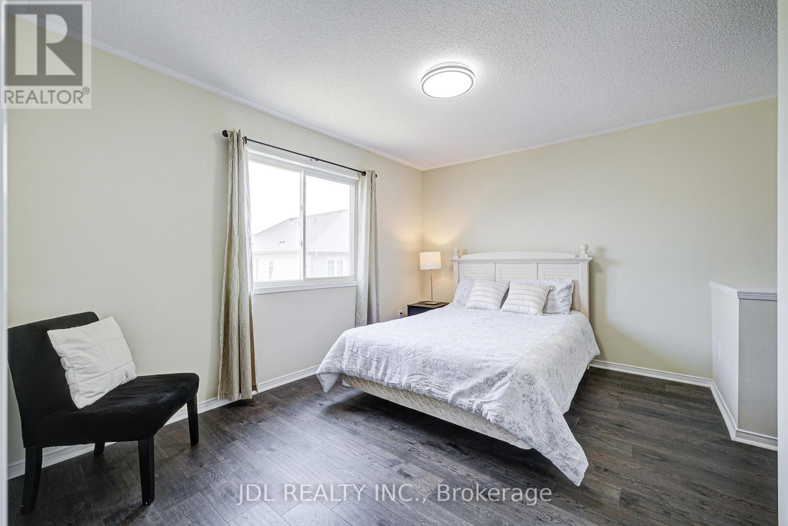 Photo 28 of 81 4950 Albina Way, Mississauga ON