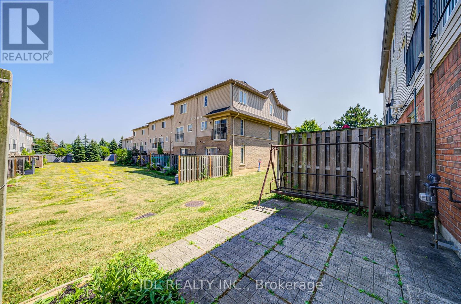 Photo 22 of 81 4950 Albina Way, Mississauga ON