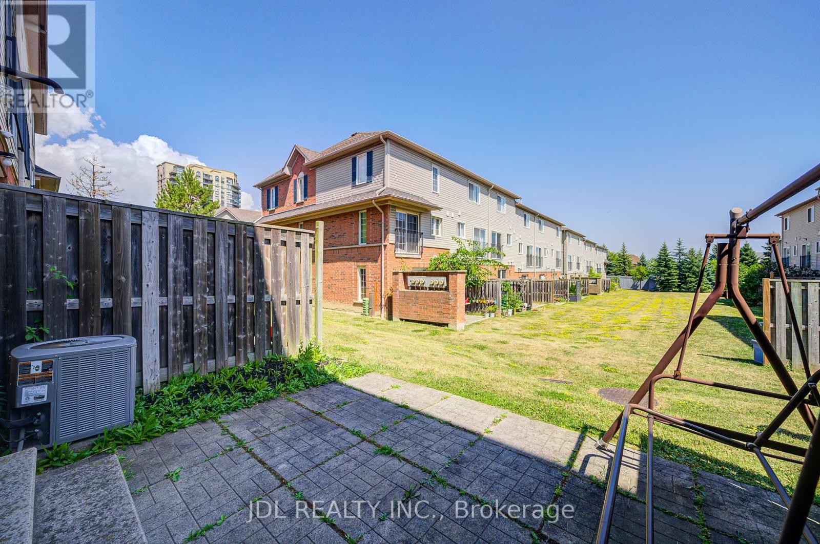 Photo 36 of 81 4950 Albina Way, Mississauga ON