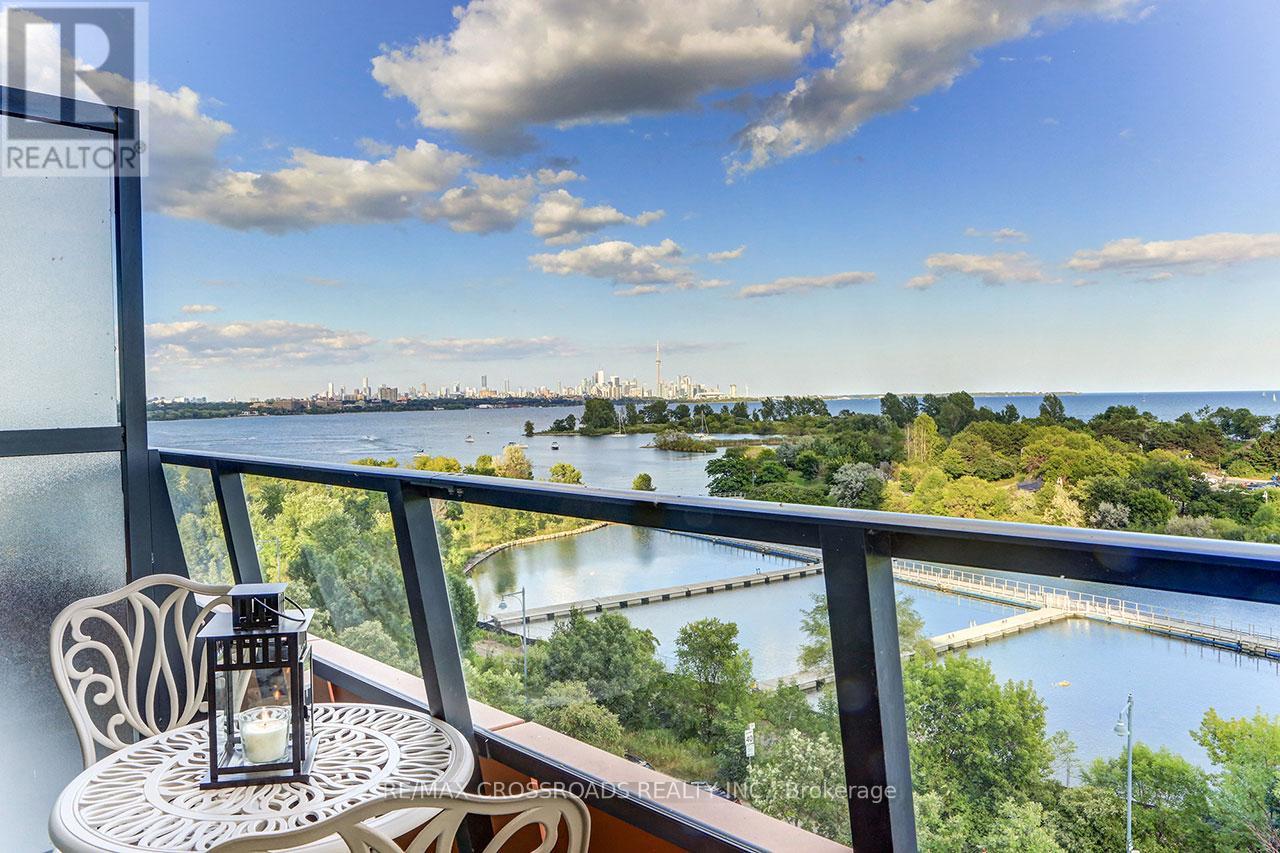 Photo 8 of 513 20 Shore Breeze Drive S, Toronto ON