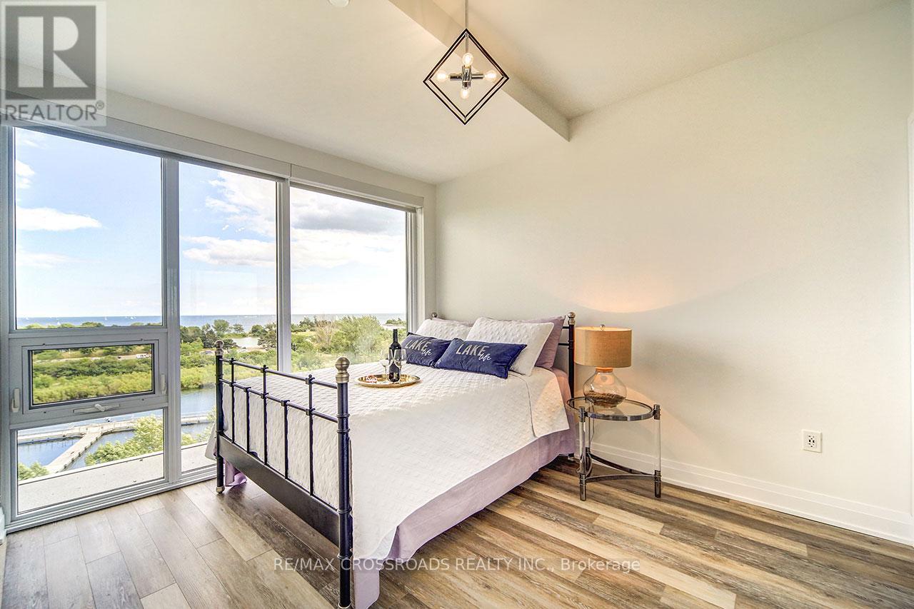 Photo 20 of 513 20 Shore Breeze Drive S, Toronto ON