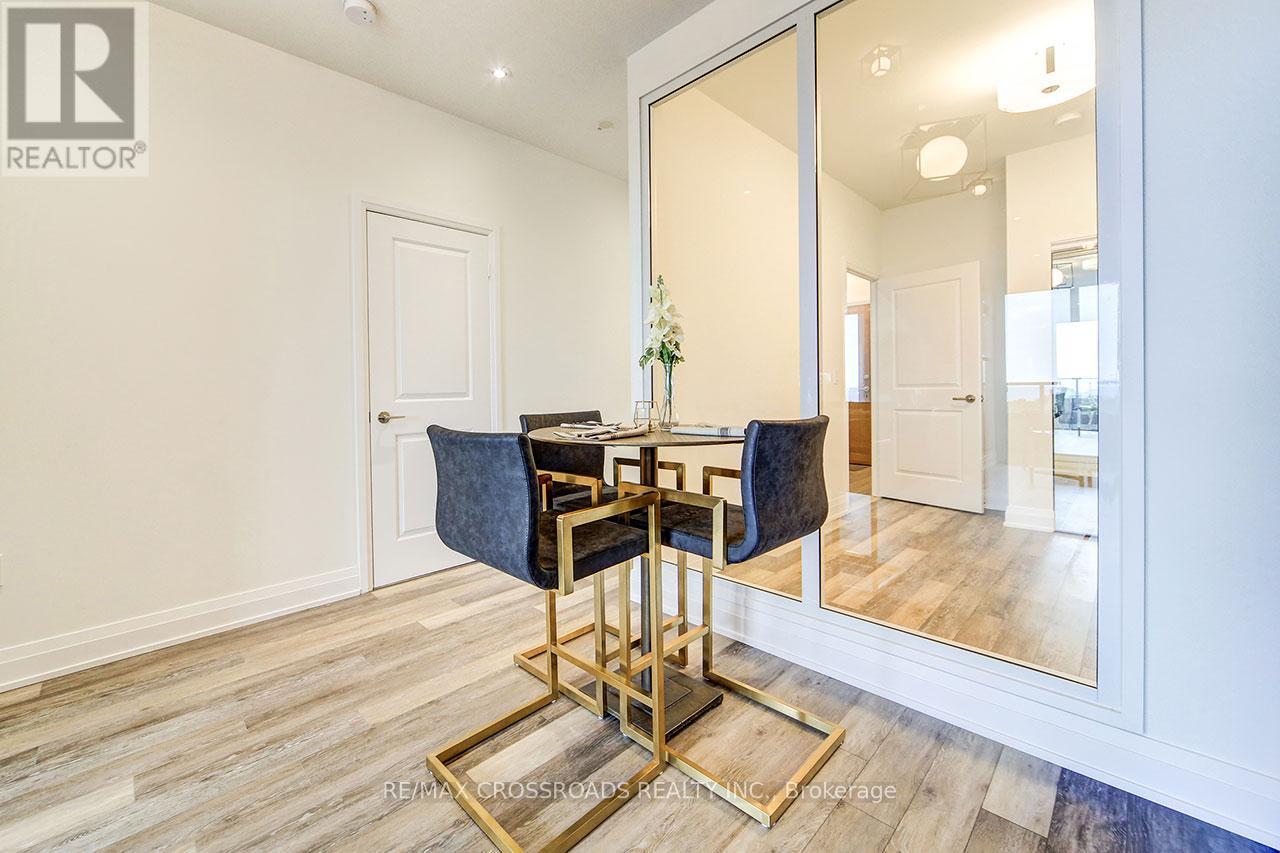 Photo 21 of 513 20 Shore Breeze Drive S, Toronto ON