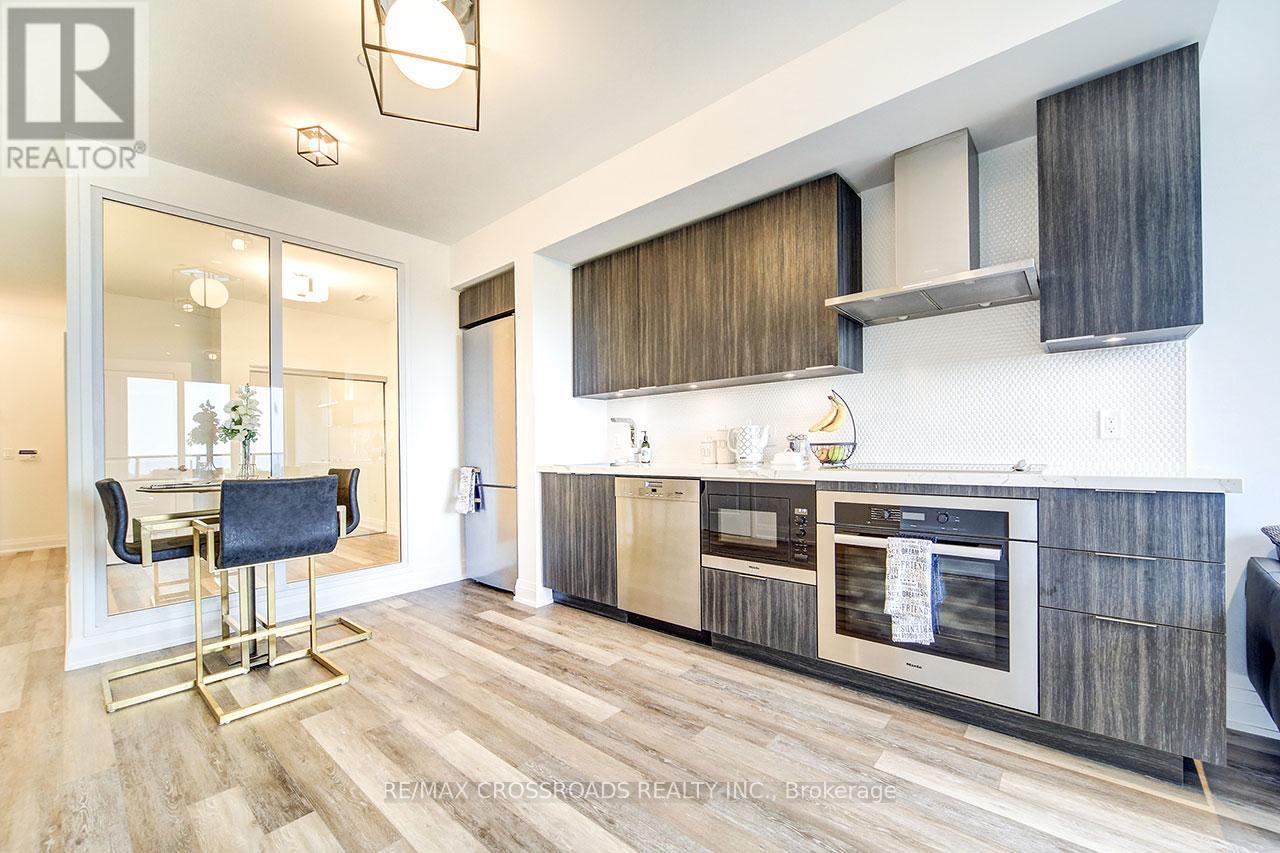 Photo 2 of 513 20 Shore Breeze Drive S, Toronto ON