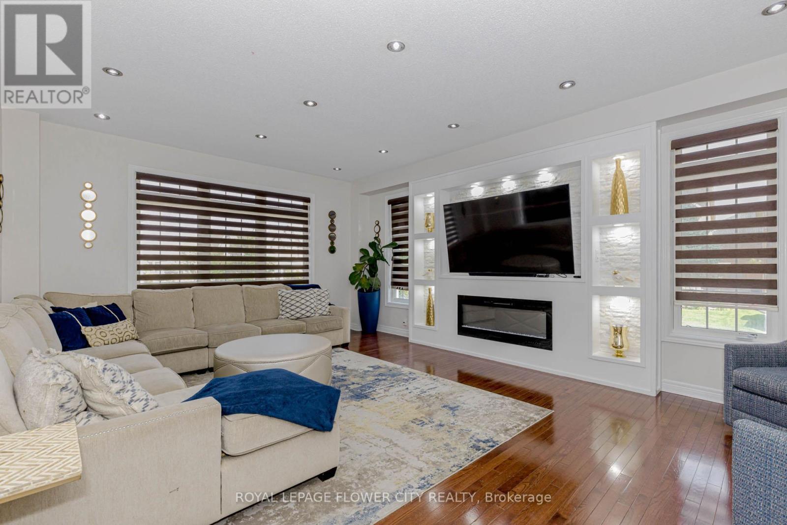 Photo 32 of 11 Vintonridge Drive, Brampton ON