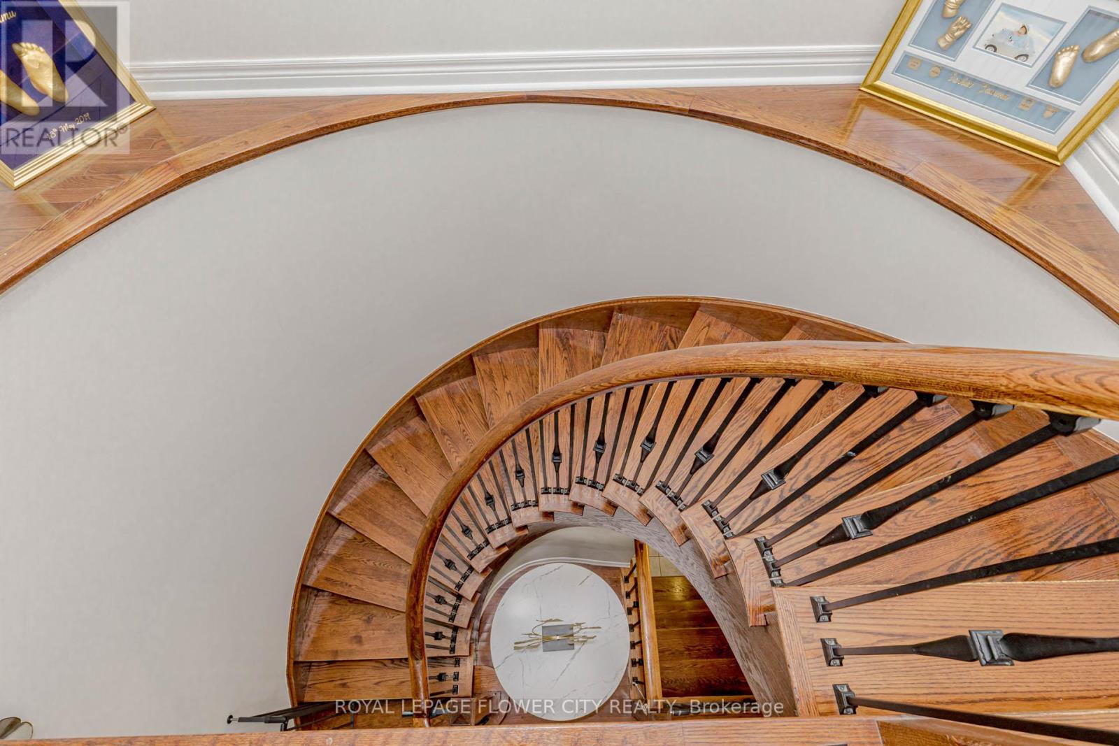 Photo 33 of 11 Vintonridge Drive, Brampton ON