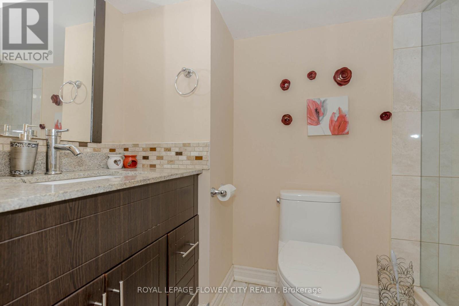 Photo 24 of 11 Vintonridge Drive, Brampton ON