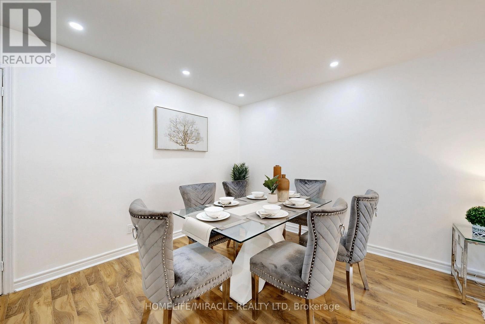 Photo 36 of 57 108 Malvern Street, Toronto ON