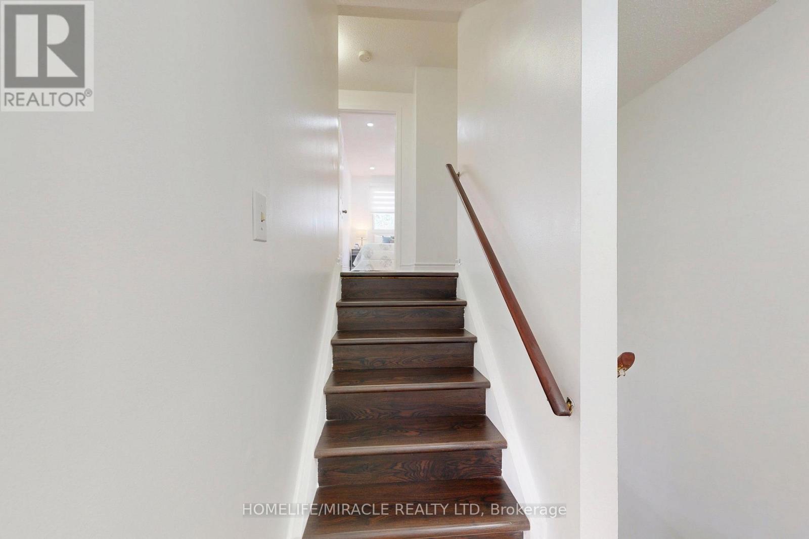 Photo 34 of 57 108 Malvern Street, Toronto ON