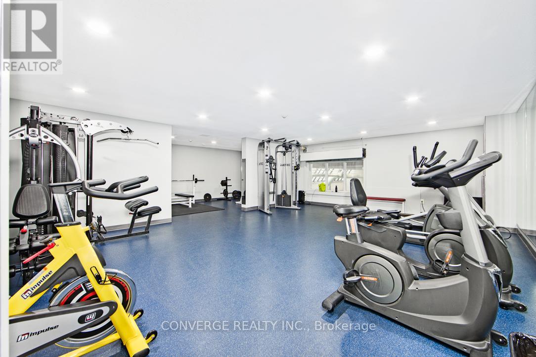 Photo 6 of 406 4062 Lawrence Avenue E, Toronto ON